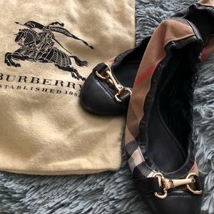 Brand New Burberry Flats